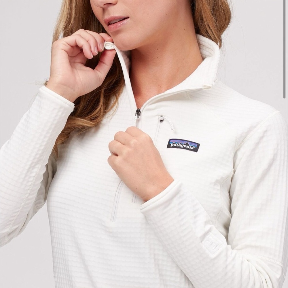 Patagonia Women's White Quarter-Zip Pullover Sweater